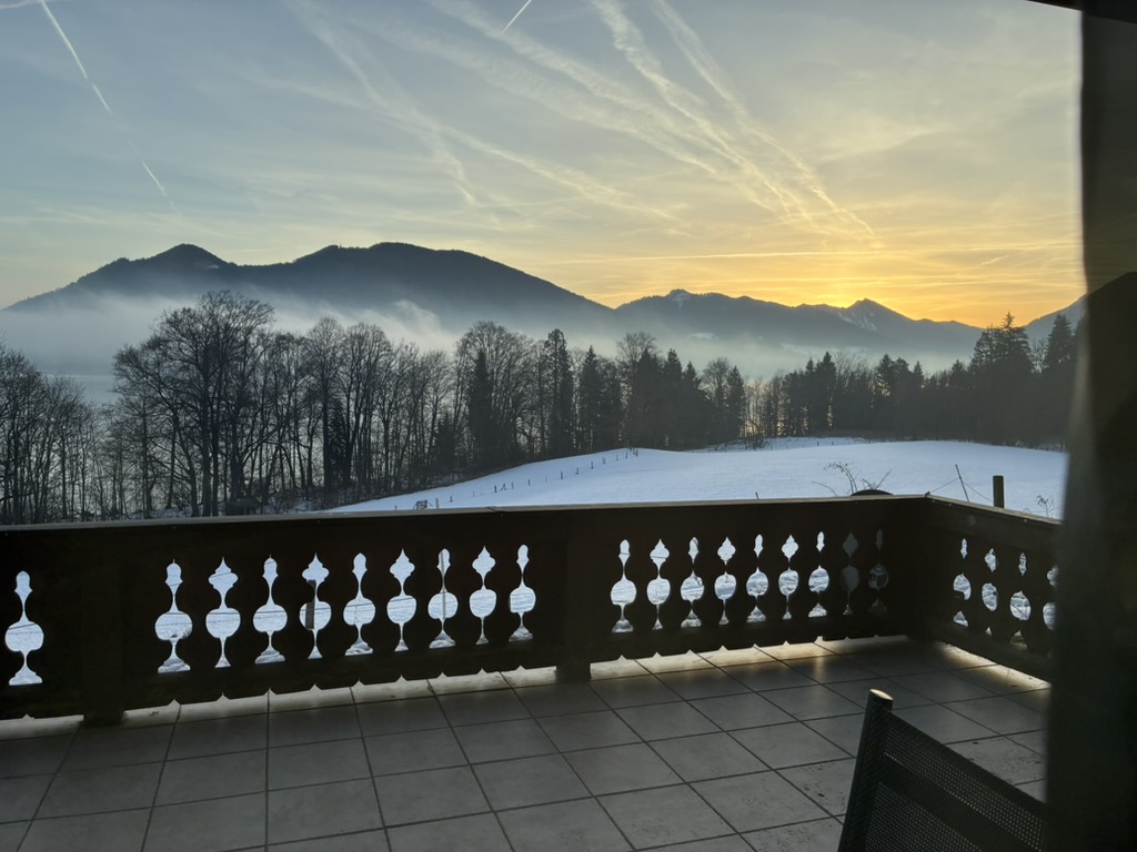 DB952AC0-6249-4AA0-BD48-FADB1511D1C2_1_105_c